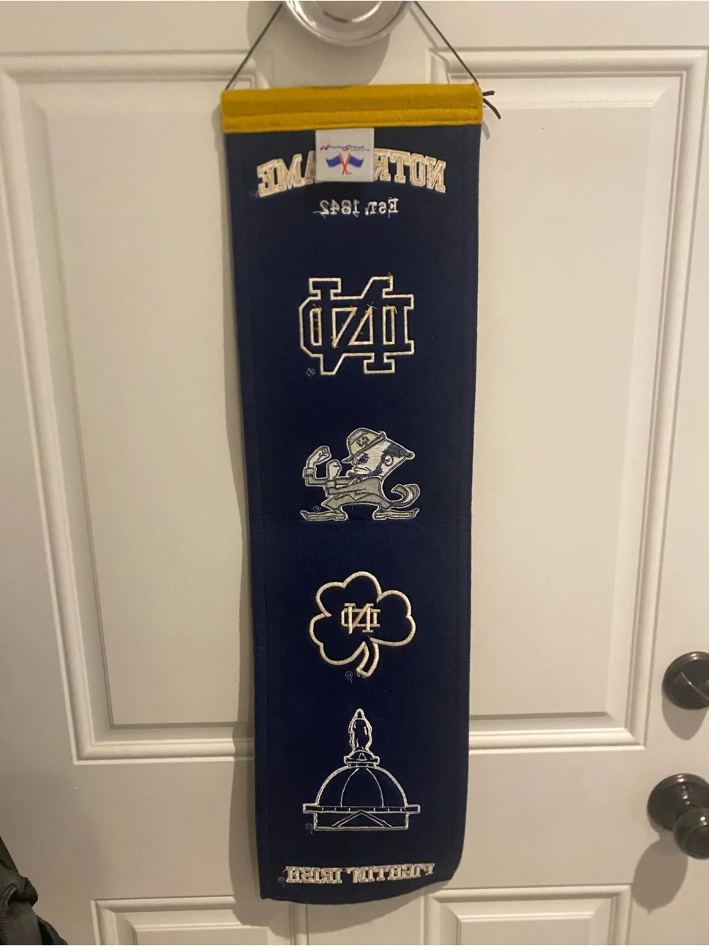 Notre Dame Fighting’ Irish Pennant - Winning Streak 30x8” - Picture 7 of 10